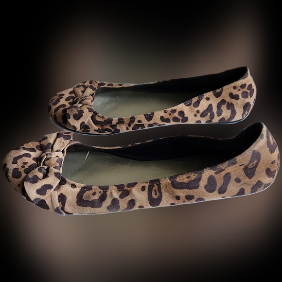 #WF3 Women’s American Eagle Leopard Print Shoes - Picture 8 of 10